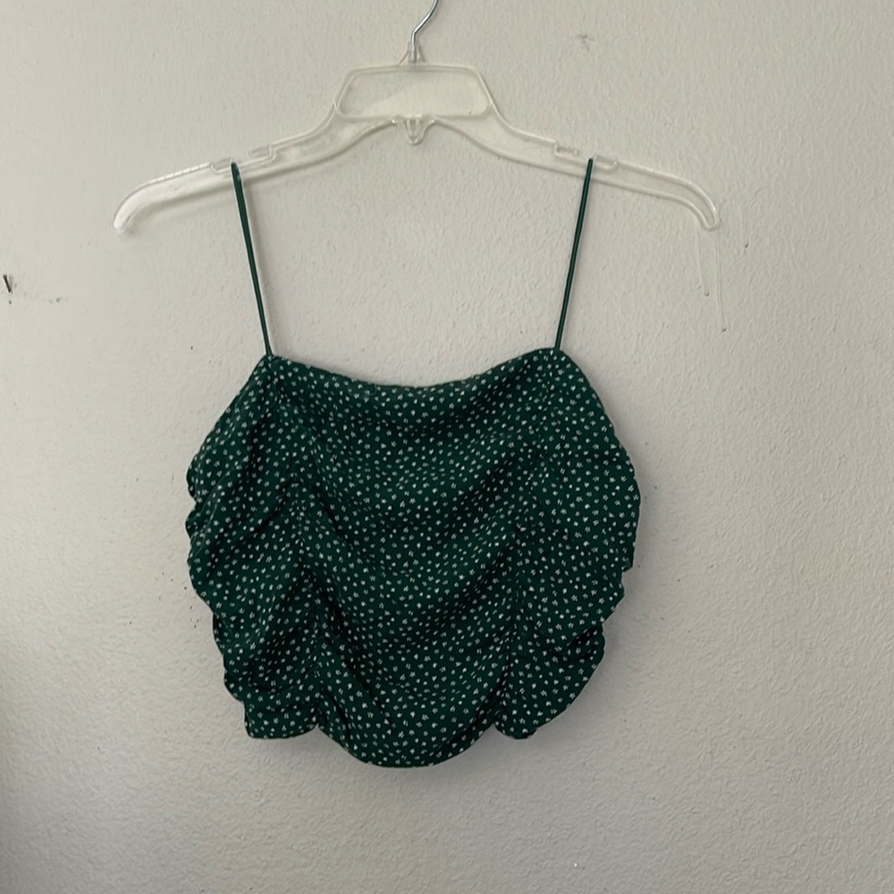 LA HEARTS PACSUN CROP TOP IN FOREST GREEN AND WHITE FLORAL